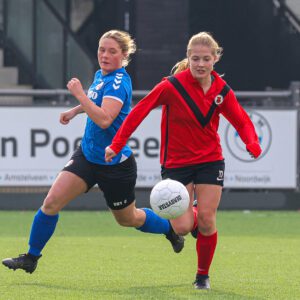 AFC Vr. 1 – Hoogland Vr. 1  met verslag